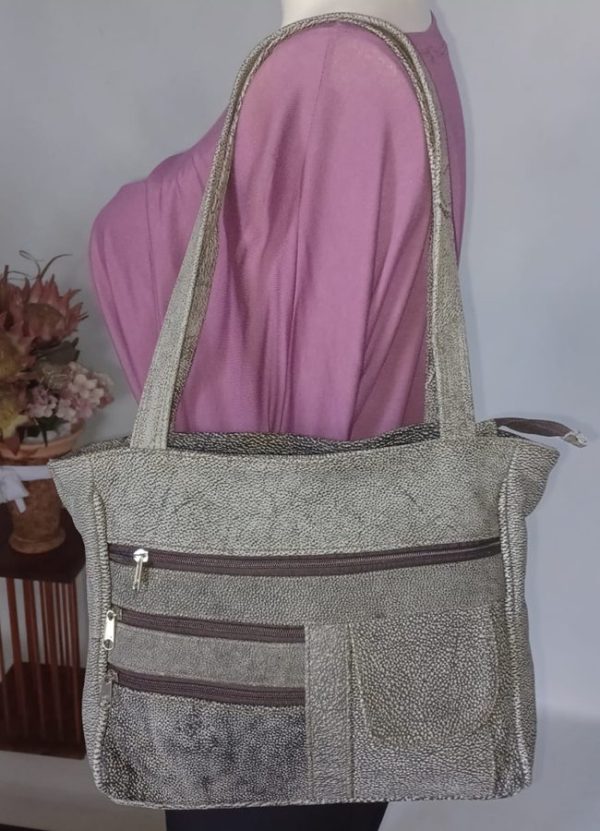 Ladies Genuine Leather Daisy Bag - Image 6