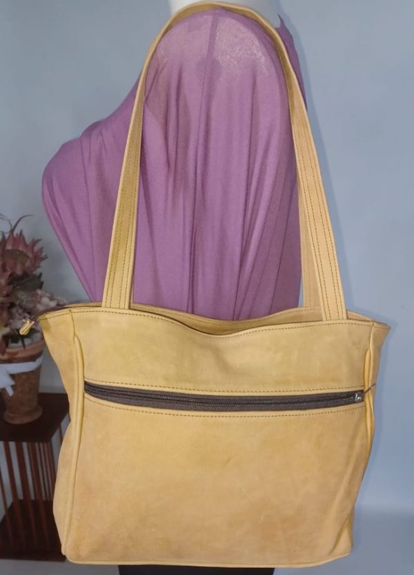 Ladies Genuine Leather Daisy Bag - Image 13