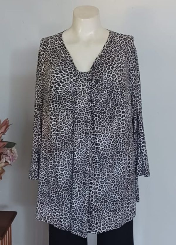 Gina Twist Front Top 5XL — Leopard Print DTY